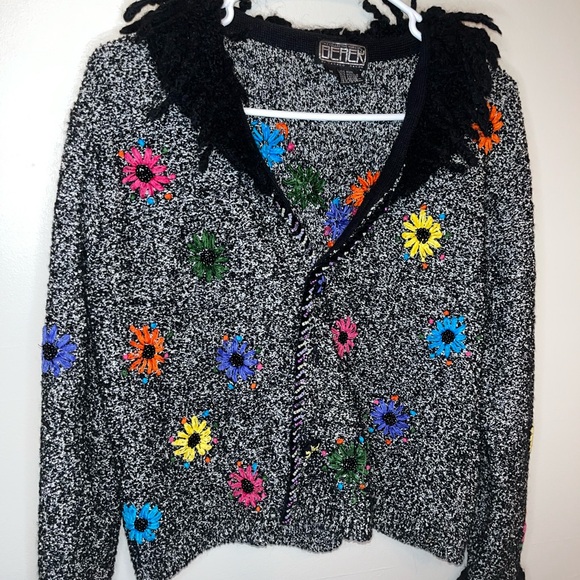 The Collection Works of Berek 2 Takako Sakon Fringed Flowers Black Sweater Sz M - Picture 2 of 10